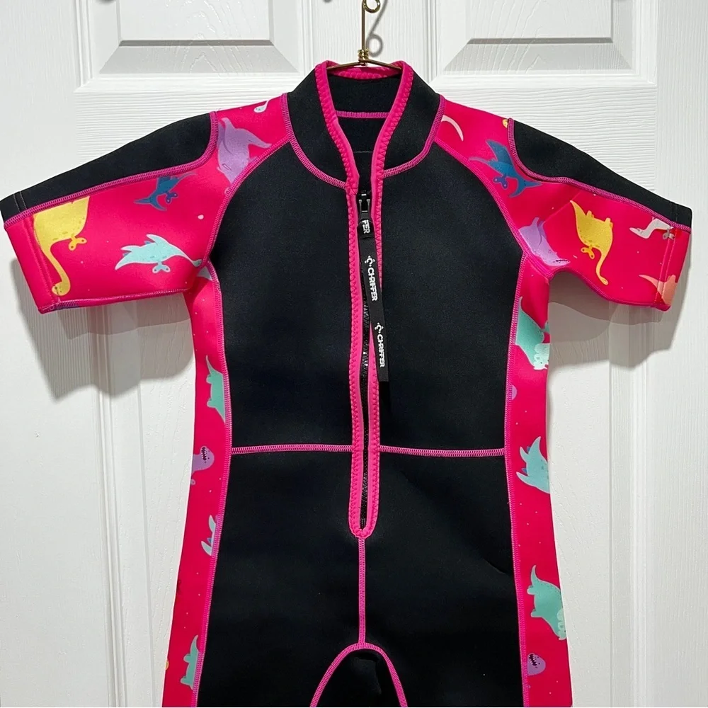 Chriffer Kids Wetsuit Size Large Pink/Black Dino Print Details Short Sleeve Girl